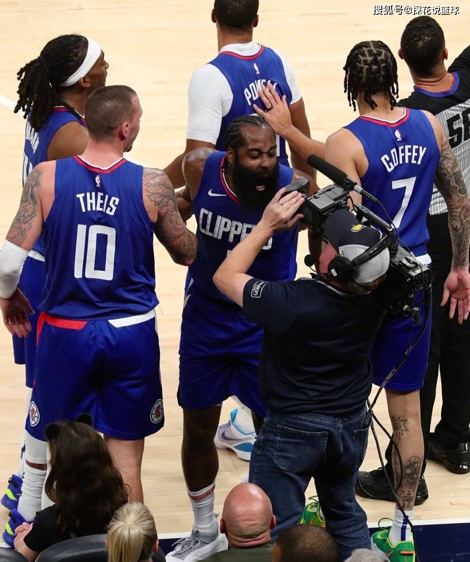 社区盾今晚再迎强敌,萨克拉门托国王伤情更新,主帅态度——质疑声仍在,资深球员宣示担当的简单介绍 社区盾今晚再迎强敌,萨克拉门托国王伤情更新,主帅态度——质疑声仍在,资深球员宣示担当的简单介绍